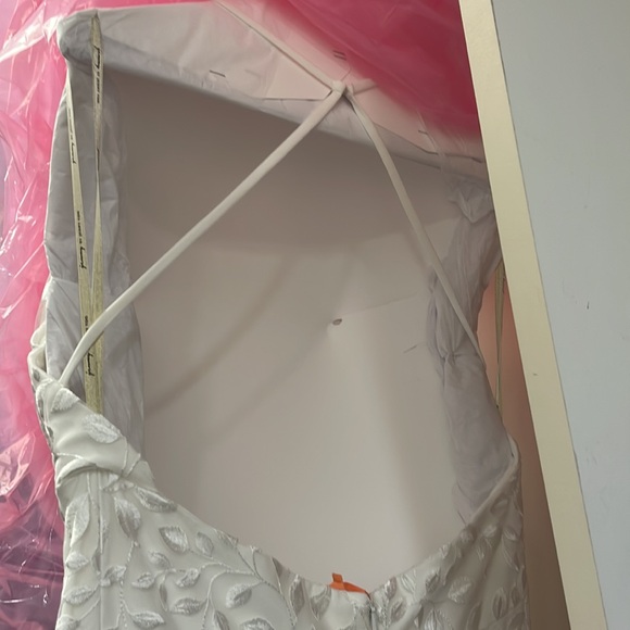 Jenny Yoo Lilith low cut low back whimsical wedding gown dress in ivory - Picture 9 of 15